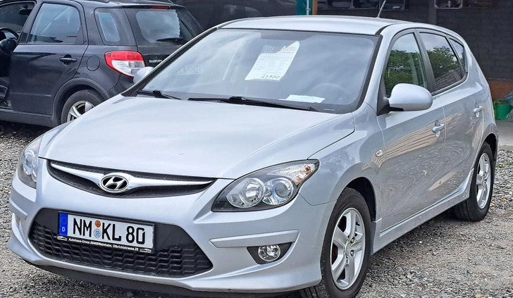 Hyundai I30 cena 20500 przebieg: 167000, rok produkcji 2010 z Wolsztyn małe 46